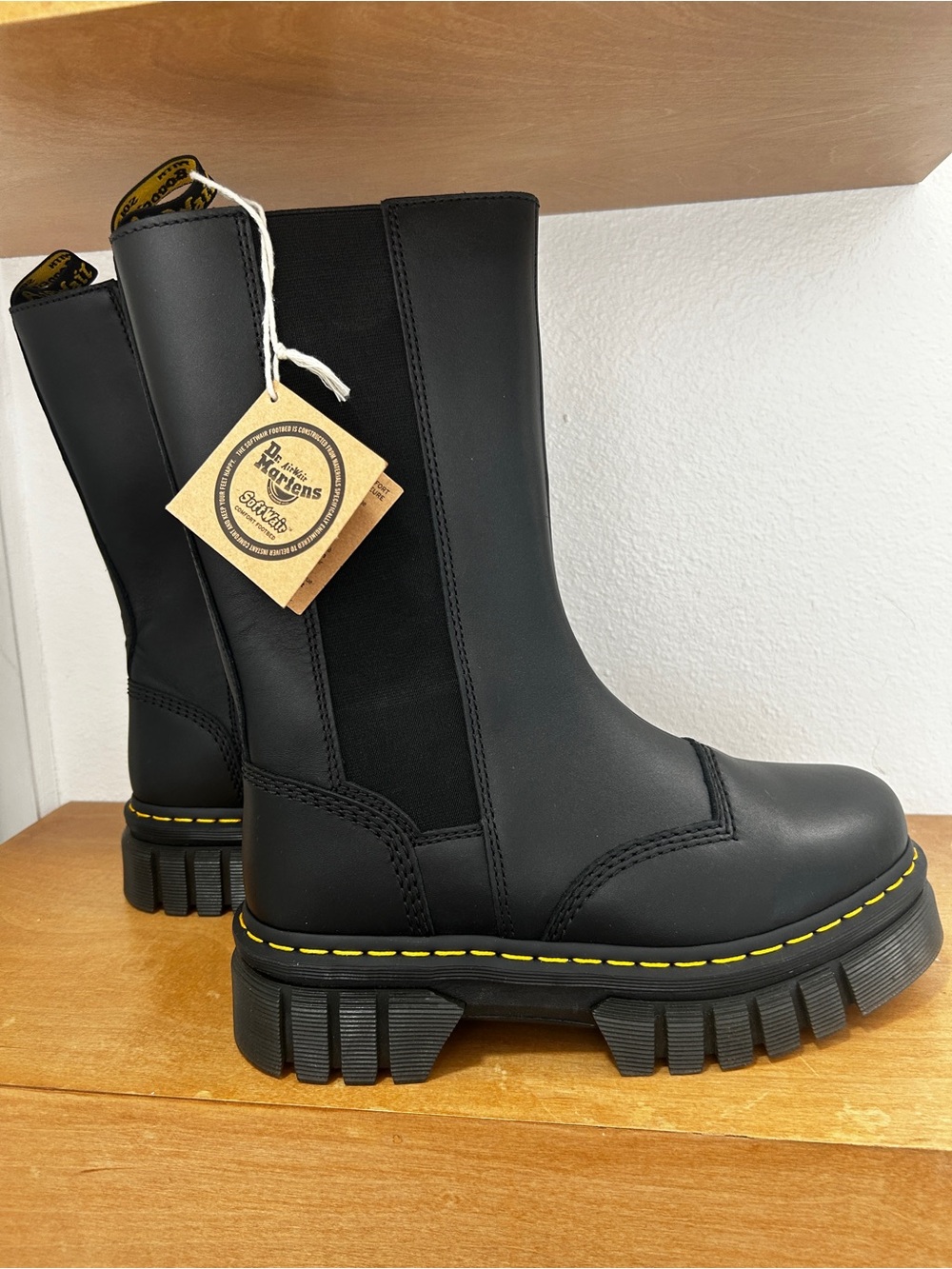 Dr. Martens Women's Audrick Chelsea Platform Tall Chelsea Boot 10 - Picture 2 of 10